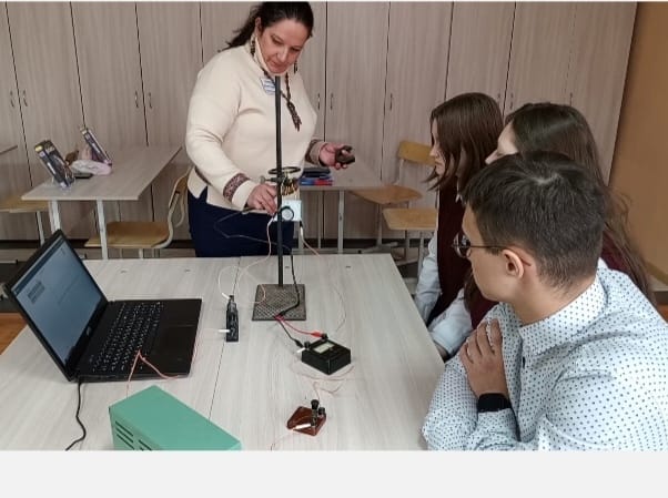 Занятие по физике в 11 классе.